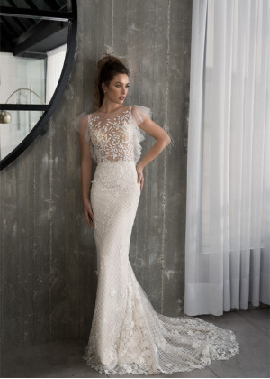 Chic Beaded Lace Tulle Wedding Dress